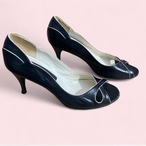 Marc Jacobs Peep Toe heels